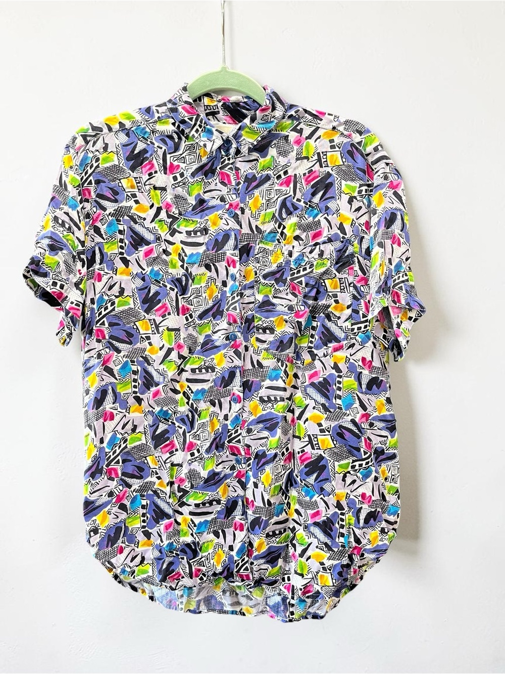 Memphis design Geometric 80’s new wave vintage men’s shirt